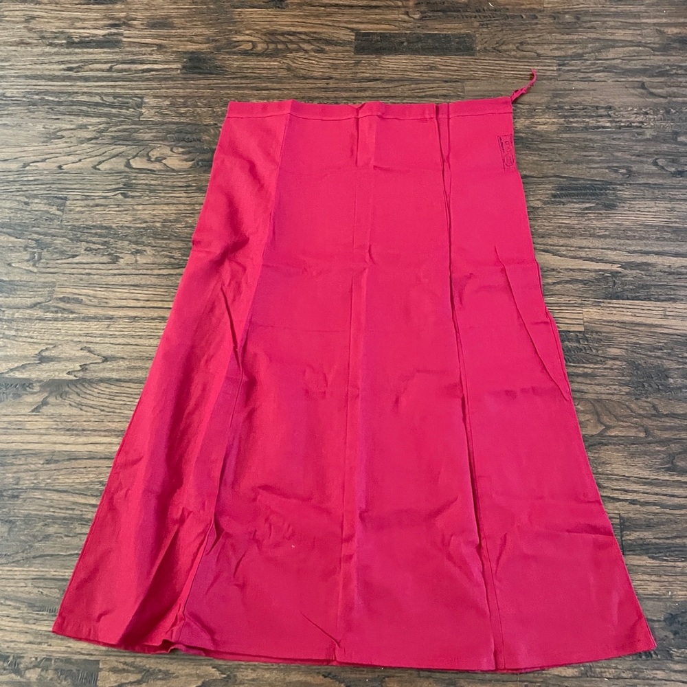 Red A-Line saree petticoat- Women's
